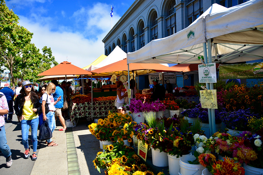 Ferry Plaza Farmers Market at the San Francisco Ferry Building